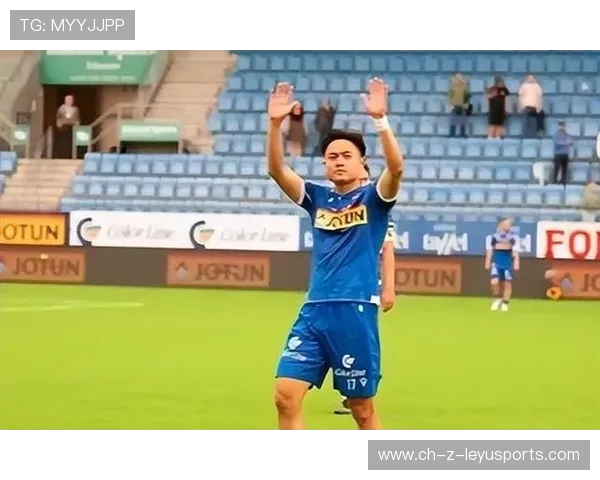 国足世界杯“压哨”归化流言： 解析这名德乙华裔小将能否在揭幕战前完成手续？
