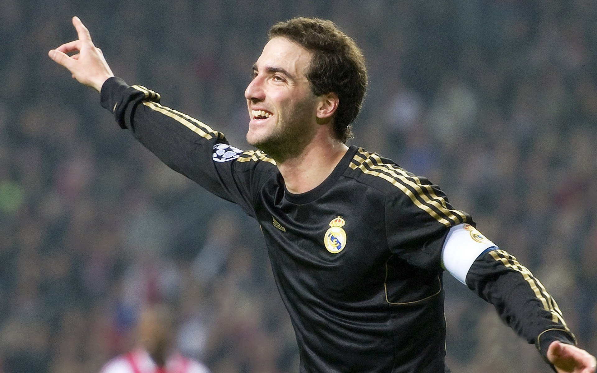 乐鱼体育app下载地址-联赛排名变化对欧冠资格分配影响几何，联赛晋级欧冠规则